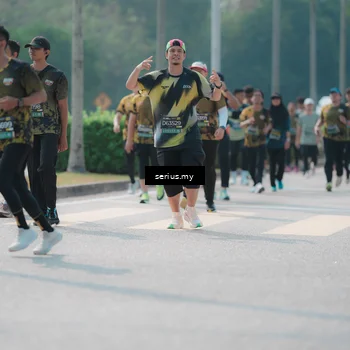 Runner Photo 6451909