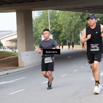 Runner Photo 6451920