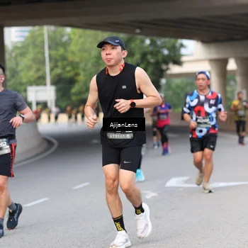 Runner Photo 6451953