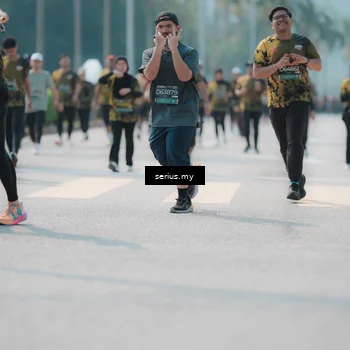 Runner Photo 6452010