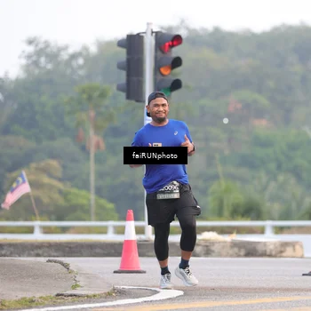Runner Photo 6452020