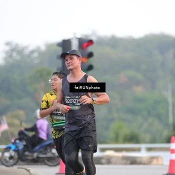 Runner Photo 6452021