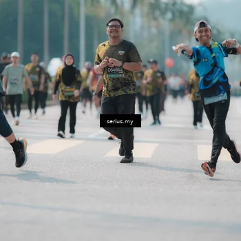 Runner Photo 6452030