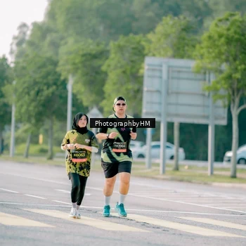 Runner Photo 6452049