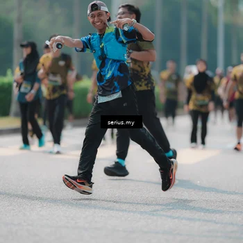 Runner Photo 6452054