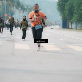 Runner Photo 6452062