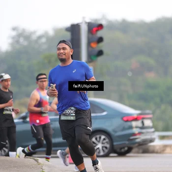 Runner Photo 6452085