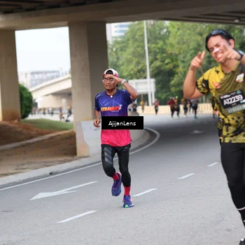 Runner Photo 6452089