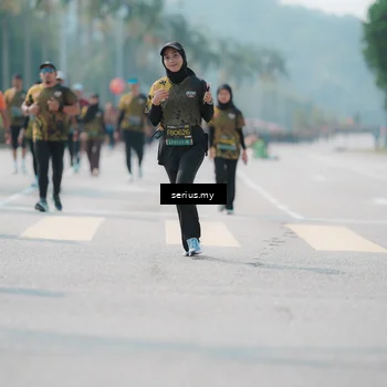 Runner Photo 6452098
