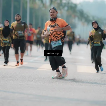 Runner Photo 6452101