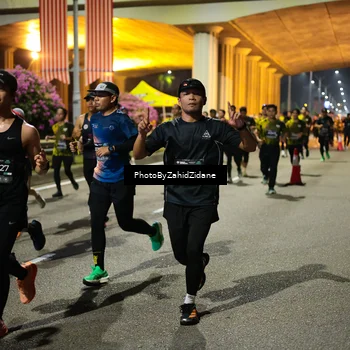 Runner Photo 6452117