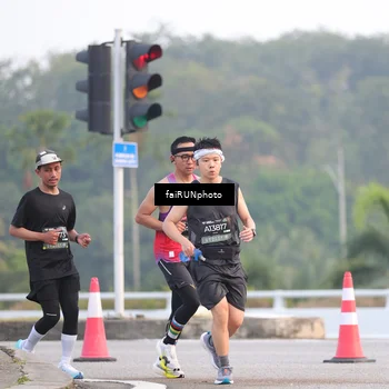 Runner Photo 6452119