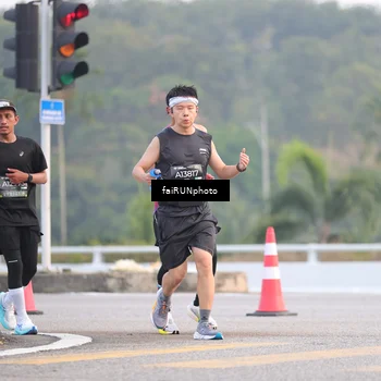 Runner Photo 6452121
