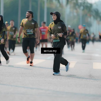 Runner Photo 6452124