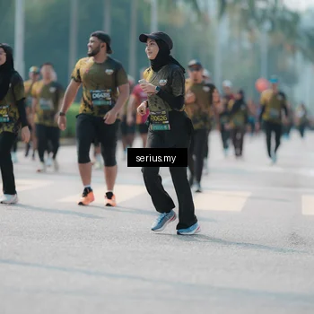 Runner Photo 6452131
