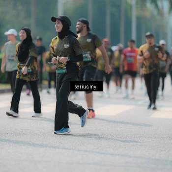 Runner Photo 6452143