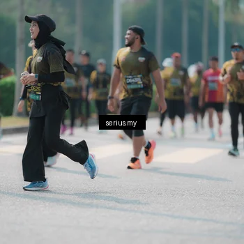 Runner Photo 6452156