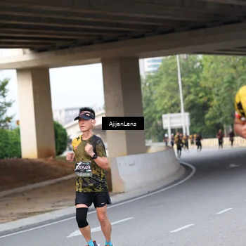 Runner Photo 6452165