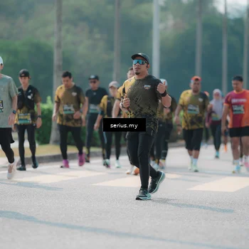 Runner Photo 6452172