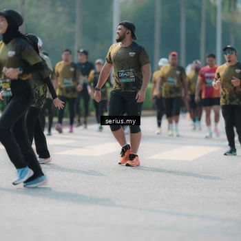 Runner Photo 6452176