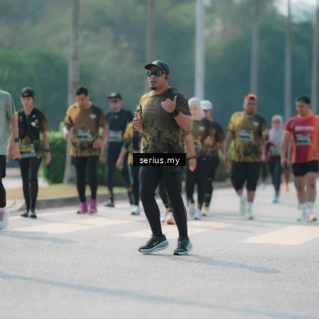 Runner Photo 6452179