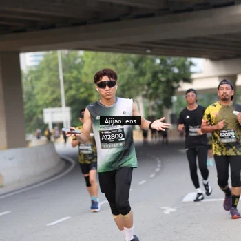 Runner Photo 6452181