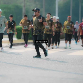 Runner Photo 6452192