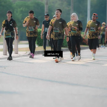 Runner Photo 6452212