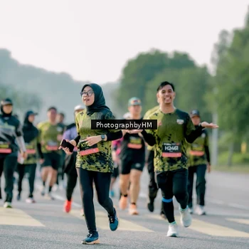 Runner Photo 6452231
