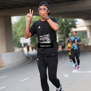 Runner Photo 6452233