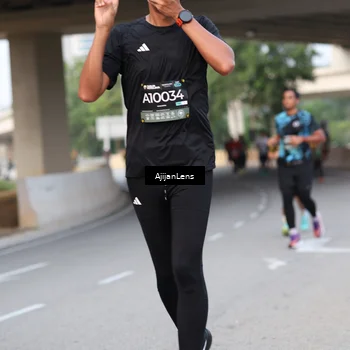 Runner Photo 6452246