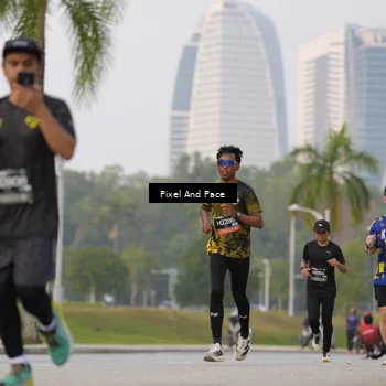 Runner Photo 6452252