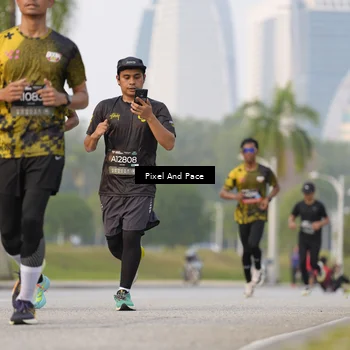 Runner Photo 6452261