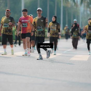 Runner Photo 6452272