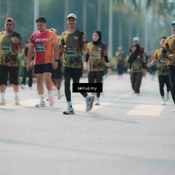 Runner Photo 6452276