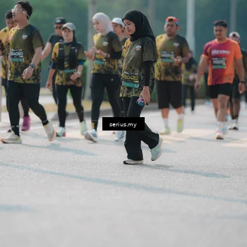 Runner Photo 6452280