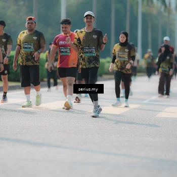 Runner Photo 6452282