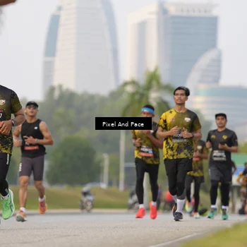 Runner Photo 6452296