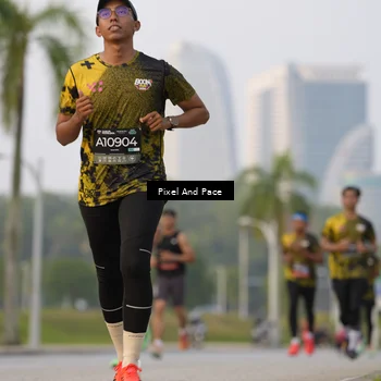 Runner Photo 6452298