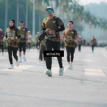 Runner Photo 6452303