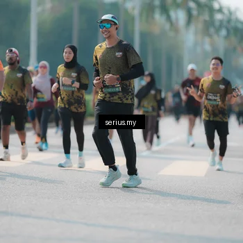 Runner Photo 6452311