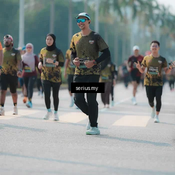 Runner Photo 6452314