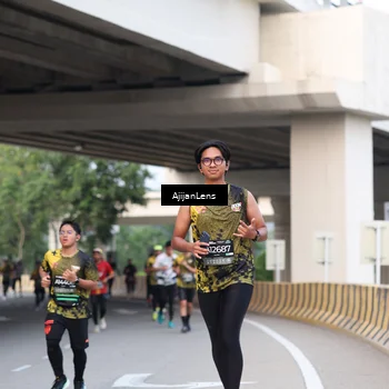 Runner Photo 6452317
