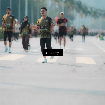 Runner Photo 6452320