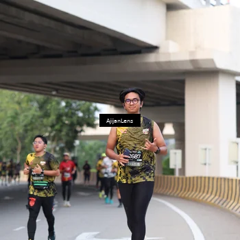 Runner Photo 6452325