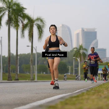 Runner Photo 6452335