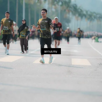 Runner Photo 6452341
