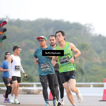 Runner Photo 6452356