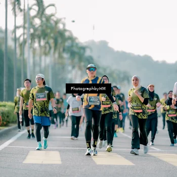 Runner Photo 6452364