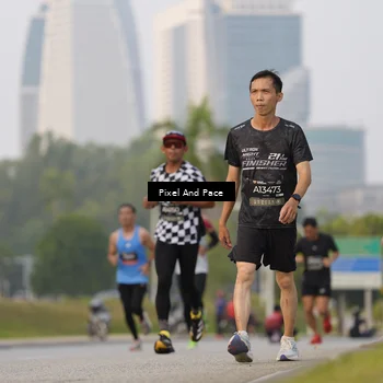 Runner Photo 6452379